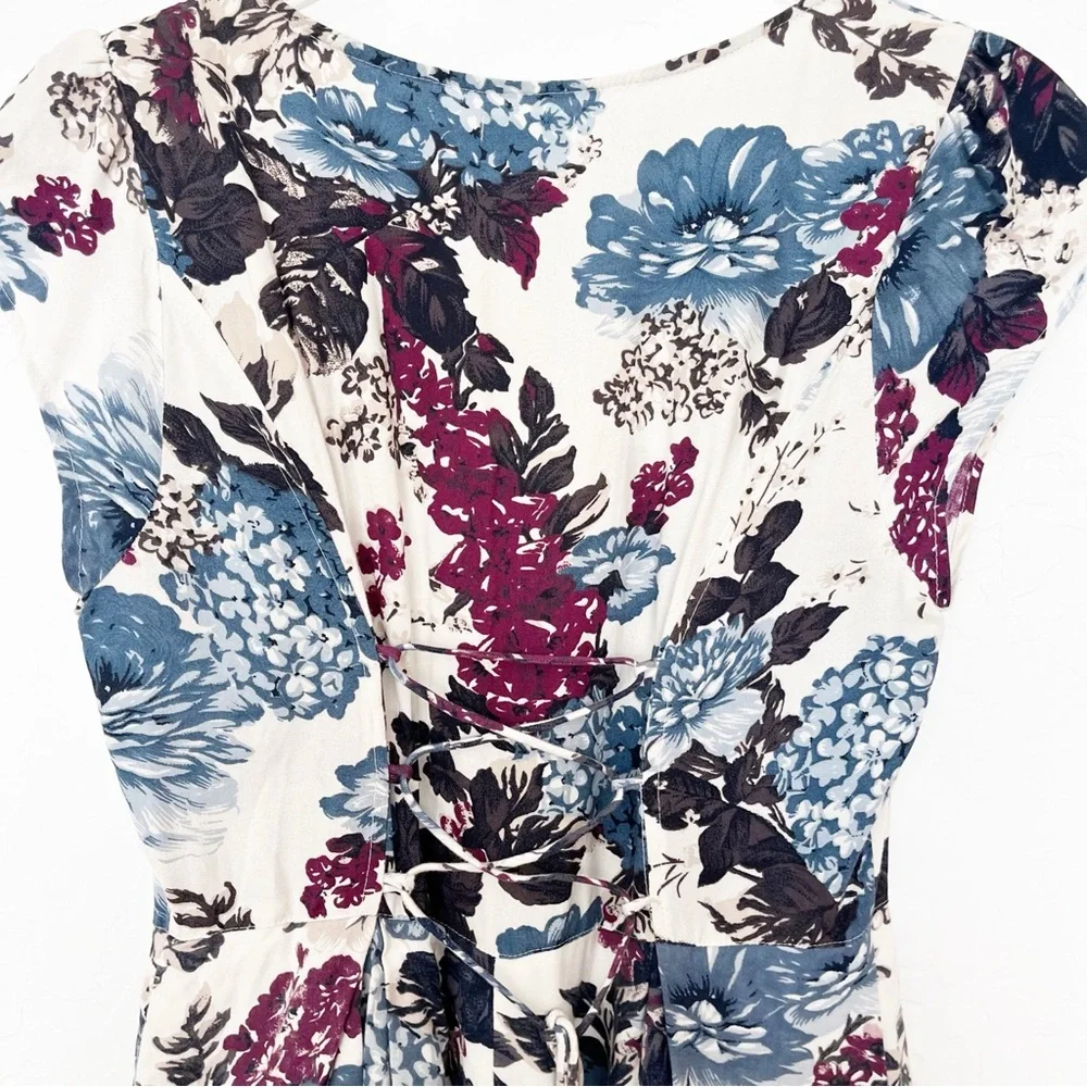 Urban Outfitters Kimchi Blue Ashley Romper White Purple Floral Size Small - Picture 10 of 12